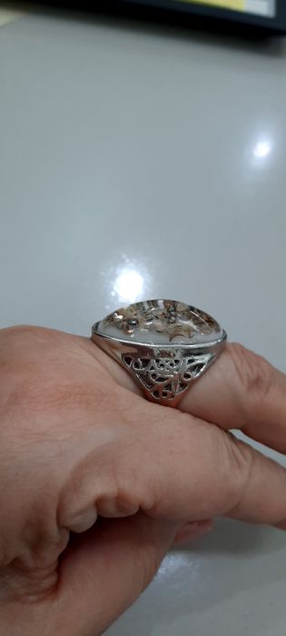 Кольцо продается