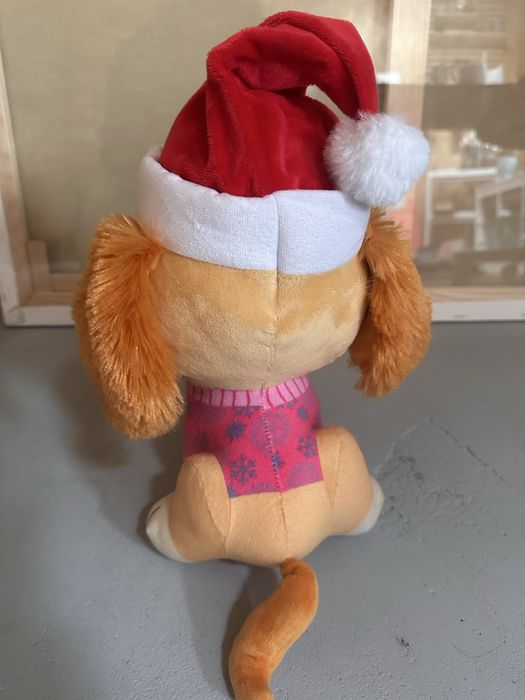 Jucarie plus Skye Craciun Paw Patrol 27cm