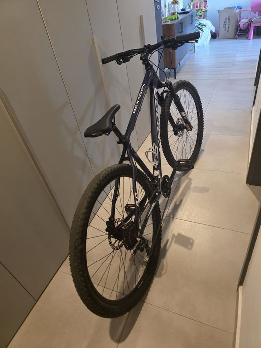 Bicicleta Kross, mărimea M, roți de 29 inch, anvelopă nouă Continental (am factura și bonul fiscal la bicicletă).