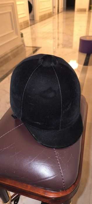 Шлем для конного спорта