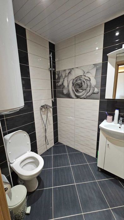 Отдавам двустаен