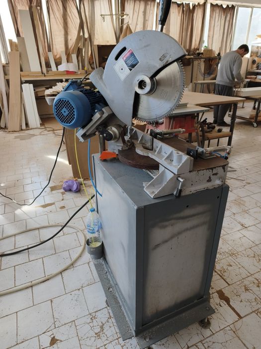 Циркуляр едноглав PVC