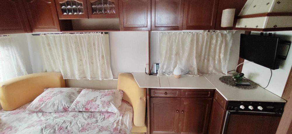 Каравани под наем