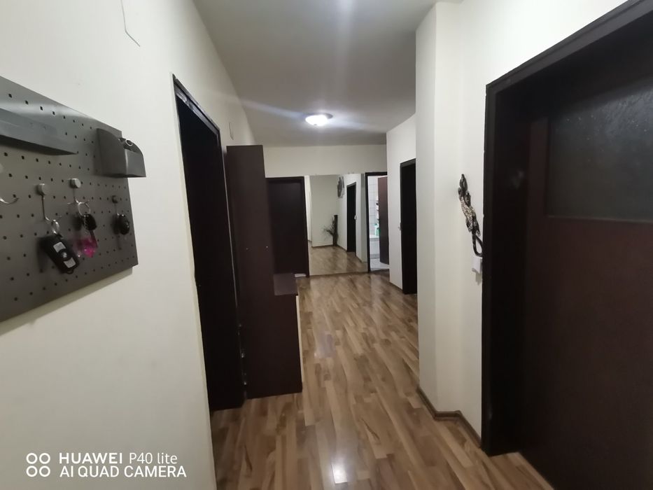 Продава се Четиристаен апартамент в Монтана, Изгрев - 144 кв.м за 778 €/кв.м - Снимка #5