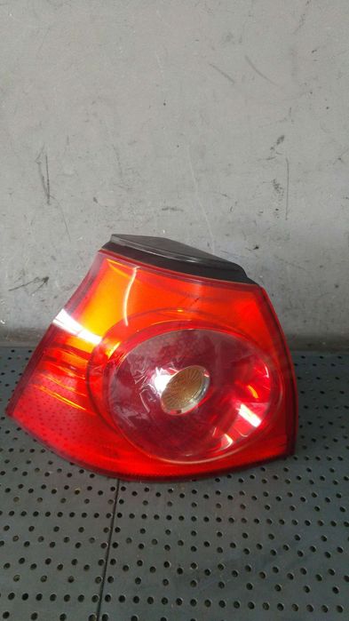 Stop tripla lampa stanga aripa vw golf 5 1k1 1k6945111c 1k6945095j 4vfx13405aa