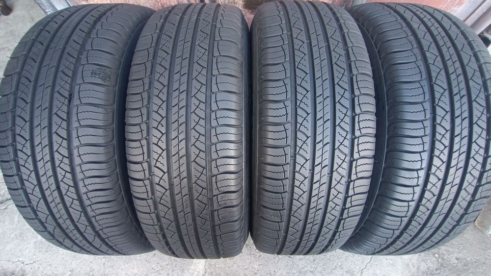 225/65/17 Michelin