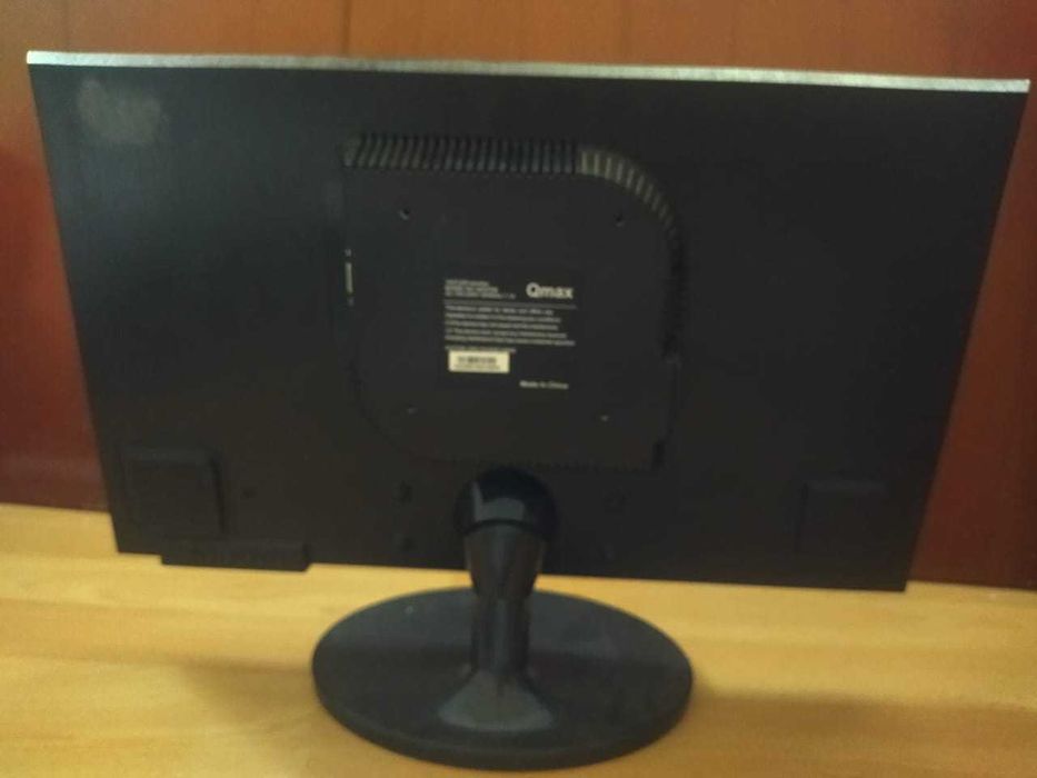 монитор Qmax 19D