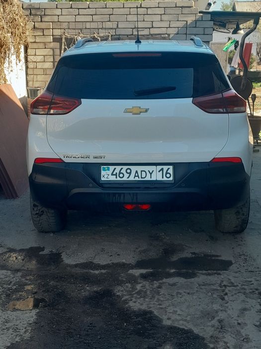 Продам легковую машину