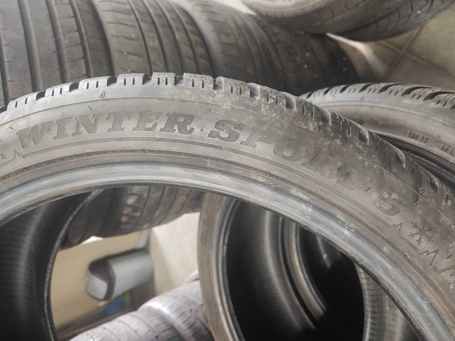 2бр.зимни гуми 255/40/20 Dunlop