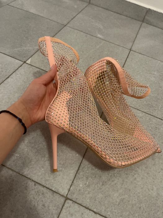 Дамски обувки висок ток