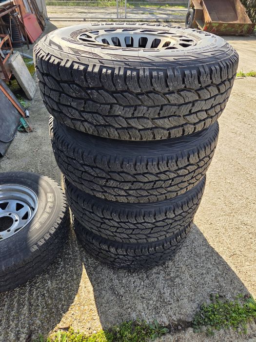 Джанти с гуми 15 цола 6х139