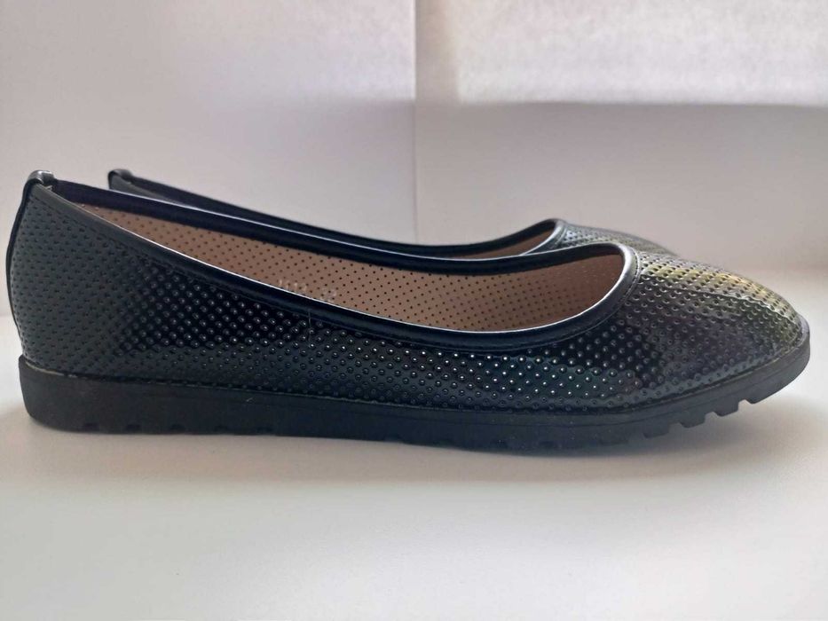 Балетки новые. Размер 37,5. Турция.