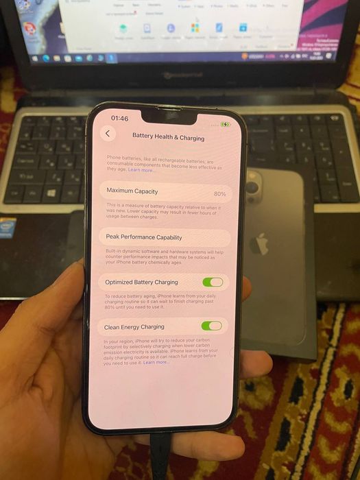 iPhone 13 Pro max

 Память: 128GB
Ёмкость: 80%
Состояние: масло вакум