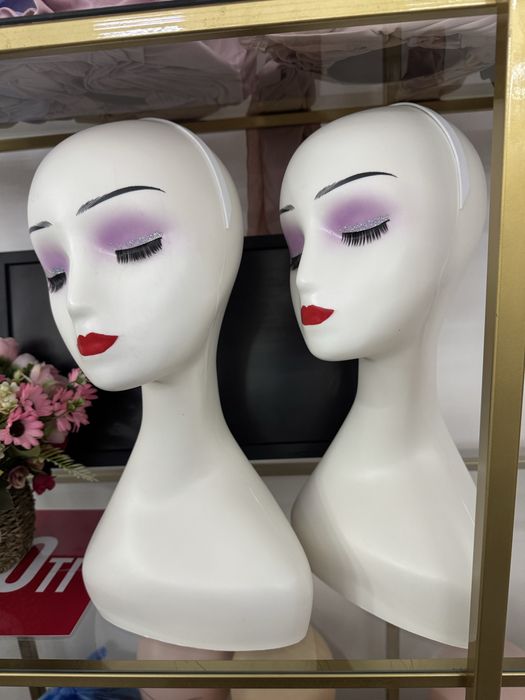 Продается Стойка,полка манекен головый