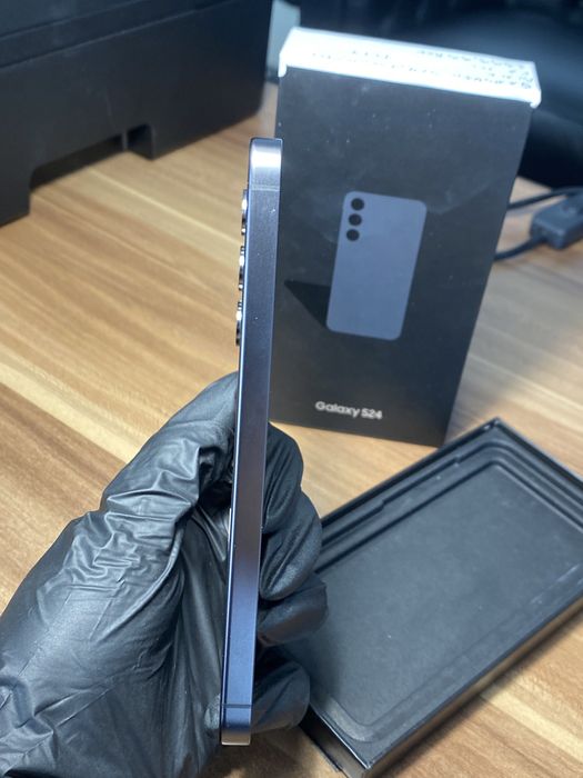 Samsung Galaxy S24• 256 GB • Onyx Black