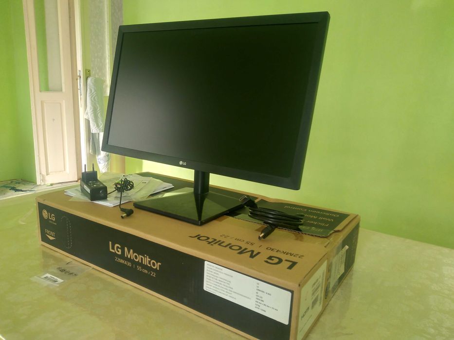 Manitor LG _ 22 MK430H-B_каробка янги ҳолатда манитор излаганлар учун!