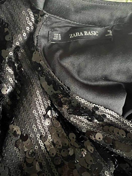 Рокля с пайети Zara, №М Дамски клин Alize, №XS Черно боди LeGer, №34