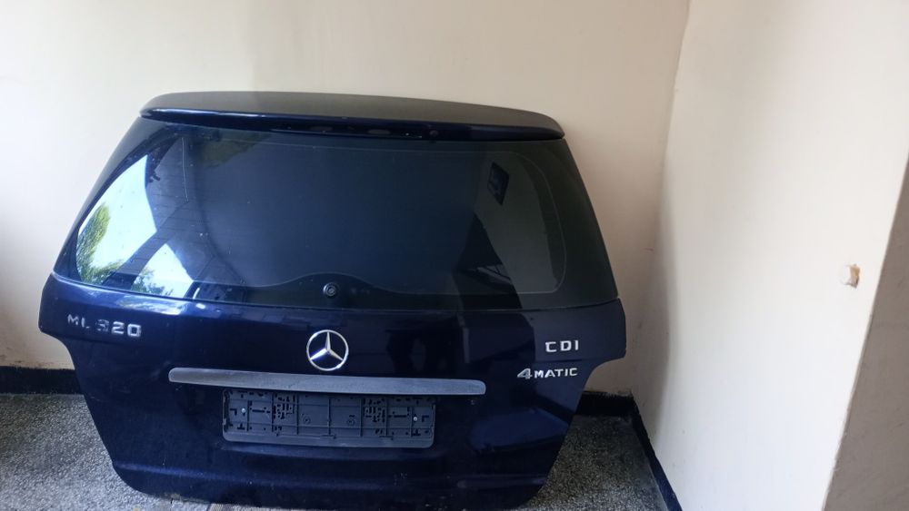 За Мерцедес МЛ W164- Задна броня и задна врата/капак/багажник
