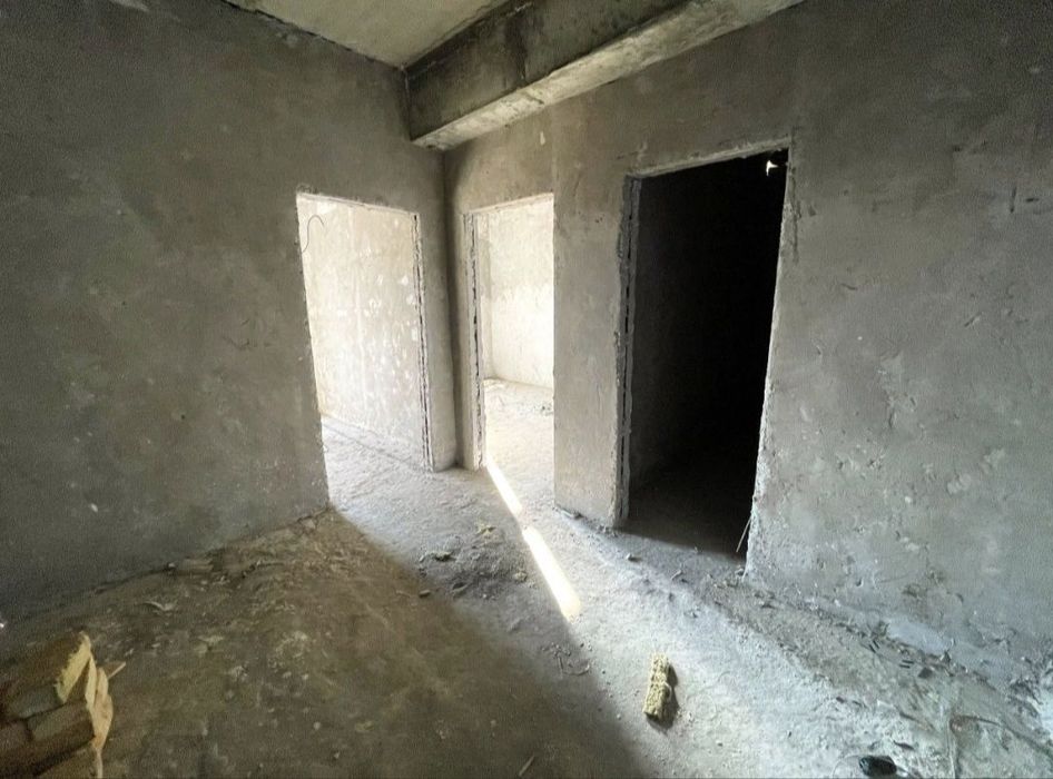 Продаётся на Карасу-6 2ком новостройка