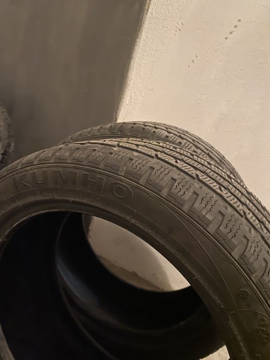 Зимни Гуми 225/45/17 KUMHO
