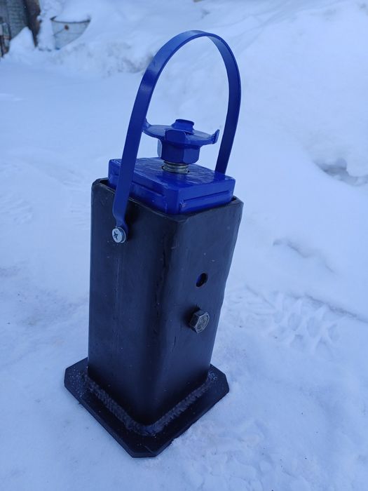 Подставка для машины !