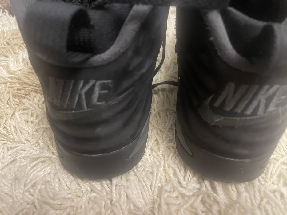 Ghete nike jordan marime 34
