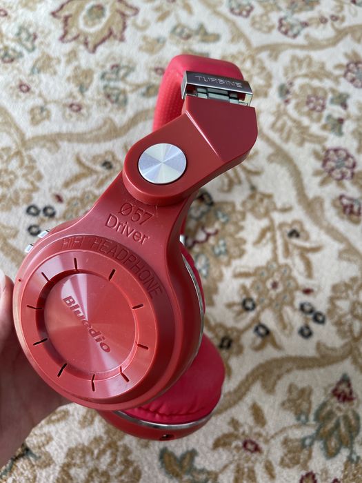 Беспроводные наушники