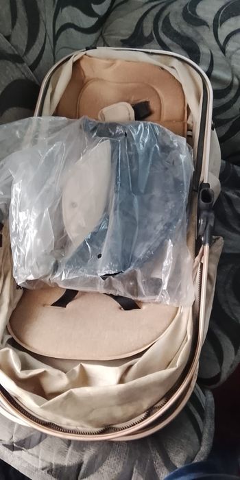 Коляска в отличном состоянии