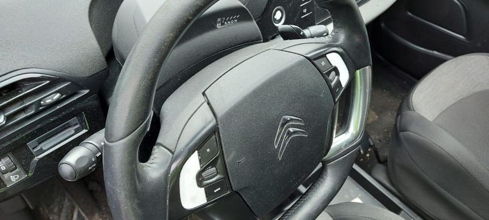 Dezmembrez Citroen C4 Picasso 2017 1.6hdi Euro 6