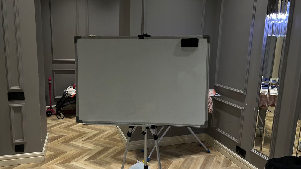 Продаю флипчарт в отличном состоянии