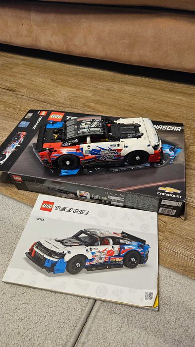 LEGO  NASCAR Next Gen Chevrolet Camaro ZL1  Cod 42153