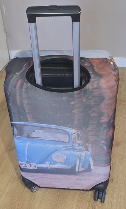 Продавам Пътнически Куфари.