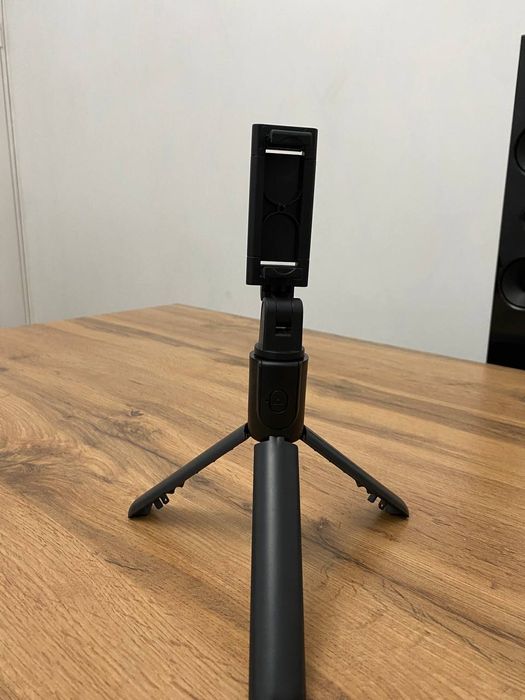 продам штатив для телефона