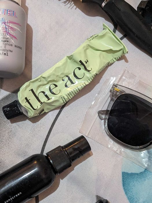 косметика и аксессуары