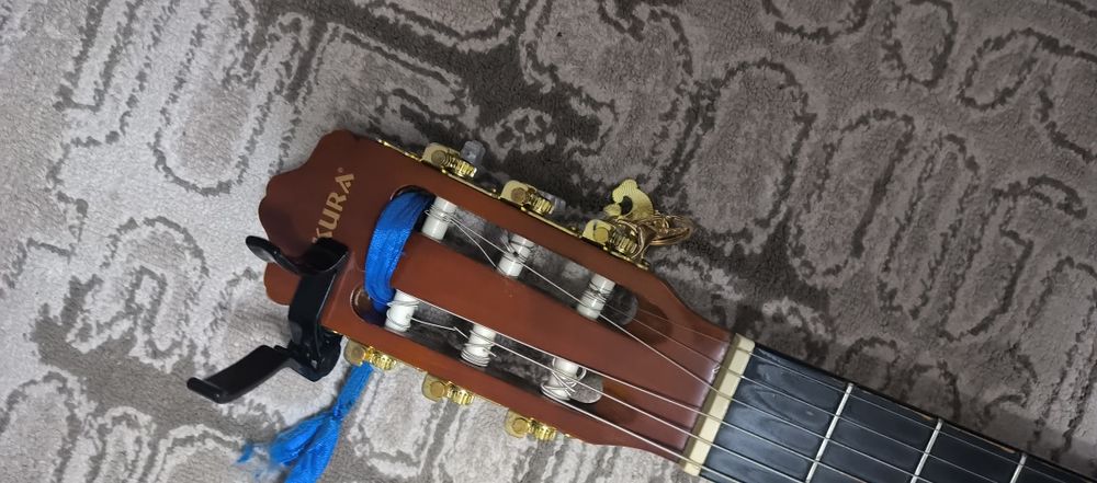 Классическая гитара Sakura