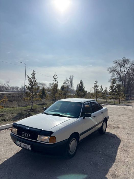 Продам Ауди 80 Б3