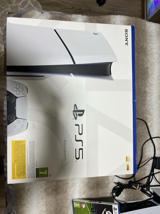 Vand ps5 slim 1tb D-Chassis in garantie