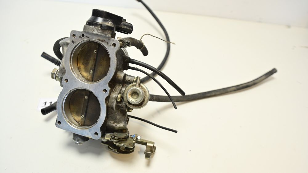 Rampa De Injectie Aprilia RSV 1000 R 2004 - 2010