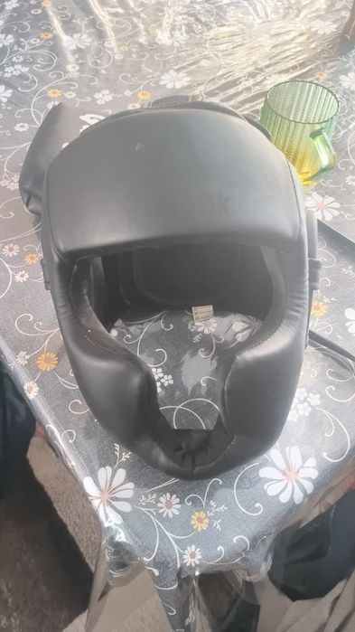Шлем для единоборств