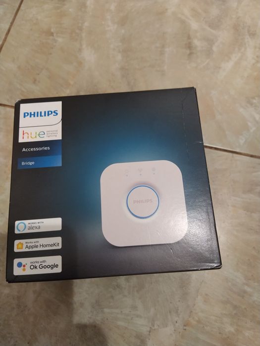 Bridge Philips Hue Bridge ,motion senzor și dimmer