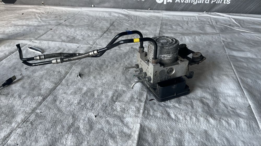 Abs помпа Renault Traffic 2014-