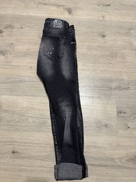 Черни мъжки дънки dsquared2 44 номер
