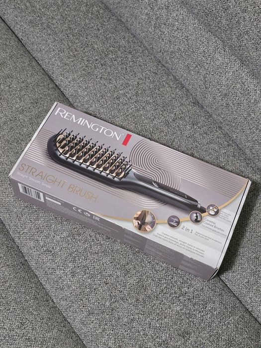 Perie de indreptat parul Remington CB7400