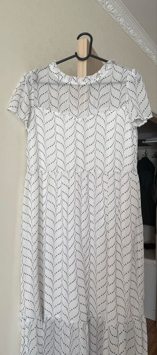 Продам платья в горошек