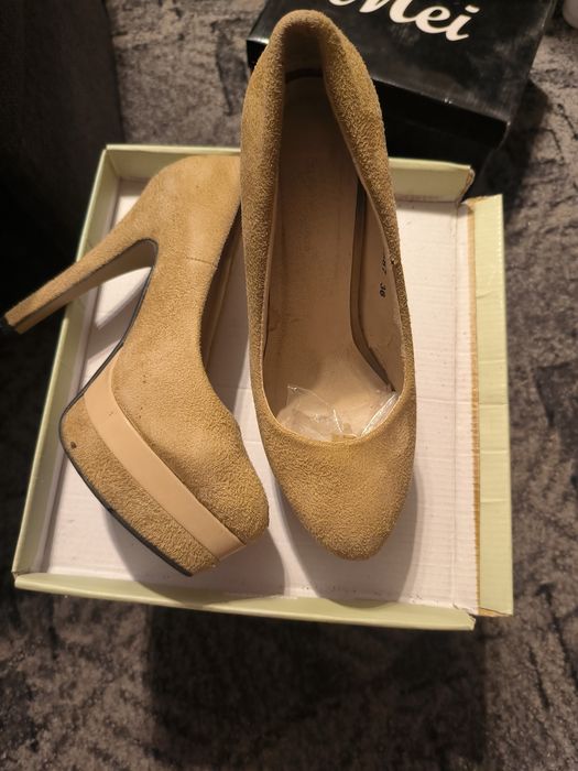 Pantofi damă stare bună