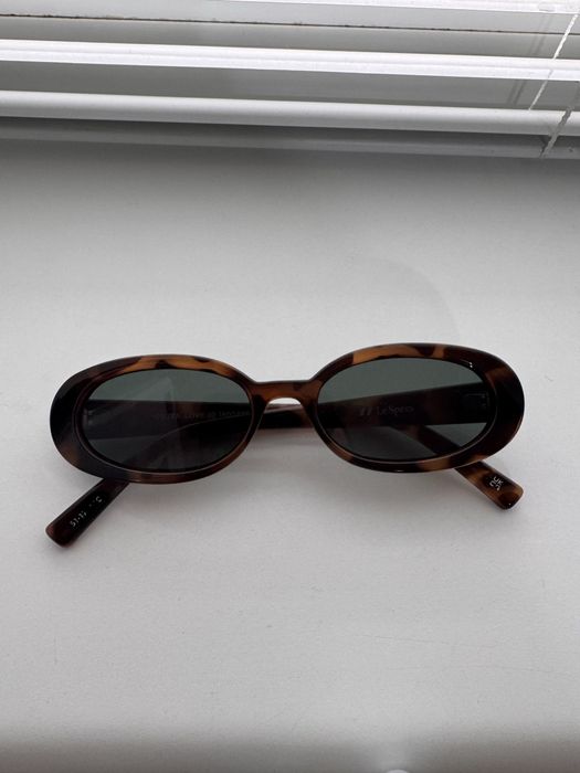 Очки Le specs outta love