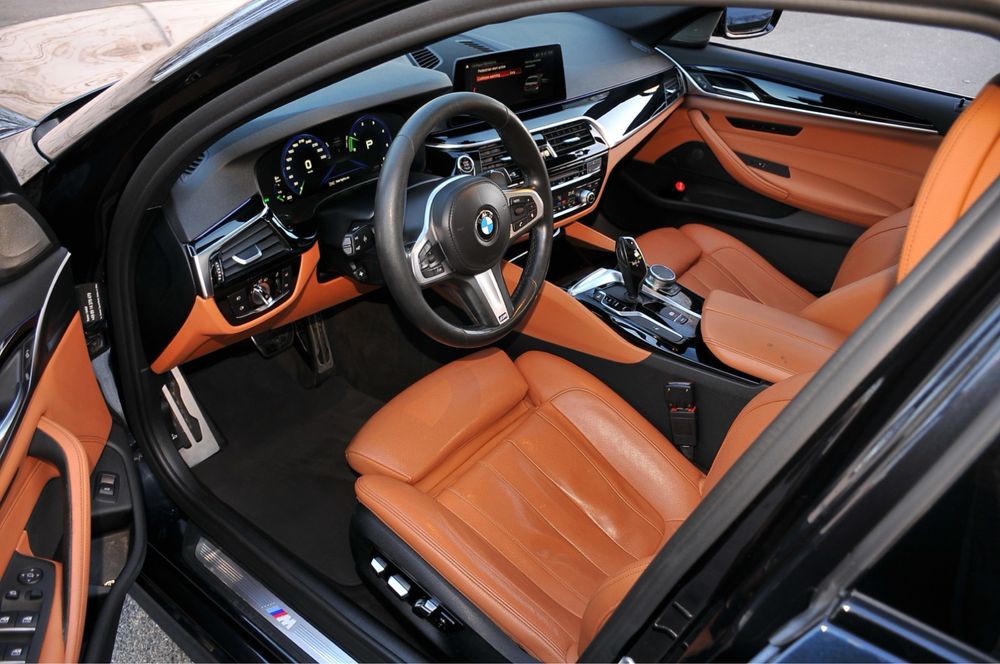 Vand Bmw G30  / 540 Xdrive / Full-M Pachet !