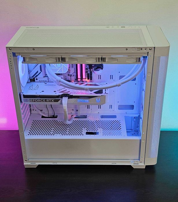 Ryzen 7-7800X3D/RTX 5070/RAM 32GB/SSD 1TB/Чисто Нов+Гаранция!