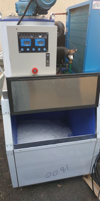 Ледогенератор чешуйчатый 300кг в сутки