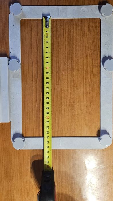 Masina de brodat INNOVIS aproape noua. OKAZIE!